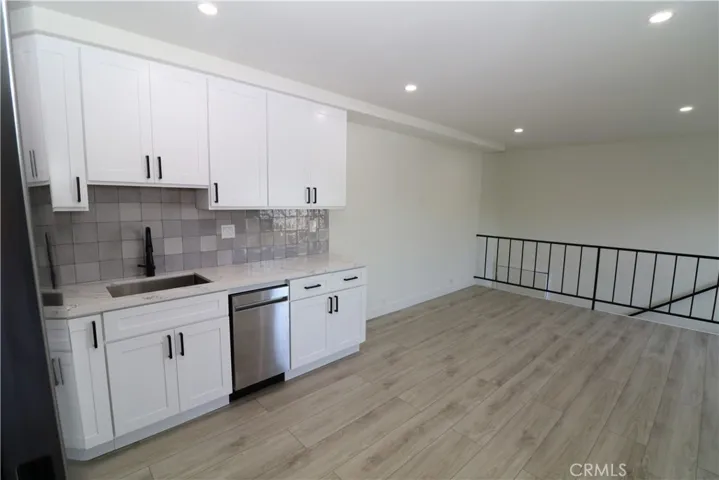 190 N Fairview St., Laguna Beach, California 92651
