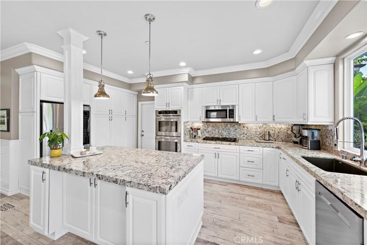 206 Avenida Barcelona, San Clemente, California 92672