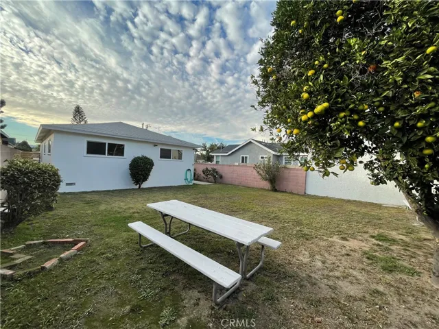 1210 Ronan Avenue, Wilmington, California 90744