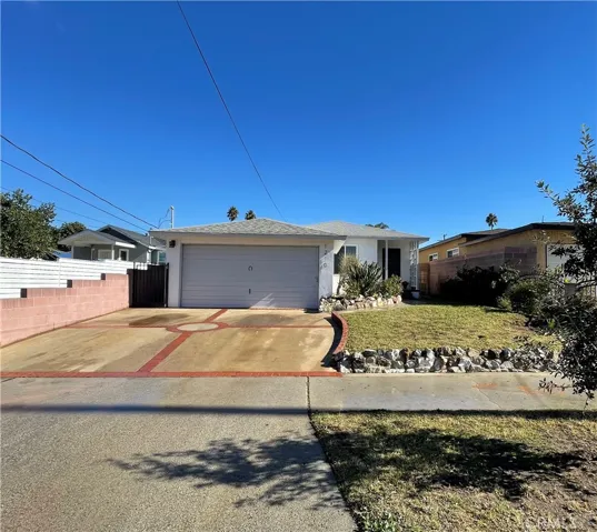 1210 Ronan Avenue, Wilmington, California 90744