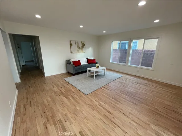 1210 Ronan Avenue, Wilmington, California 90744