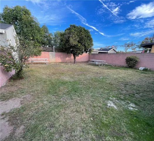 1210 Ronan Avenue, Wilmington, California 90744