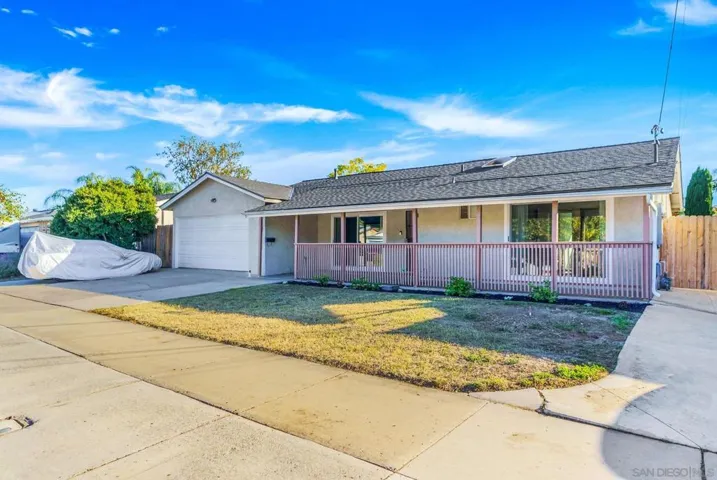 9731 Abbeyfield Rd, Santee, California 92071