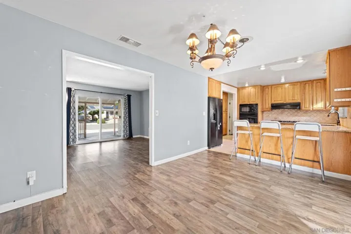 9731 Abbeyfield Rd, Santee, California 92071