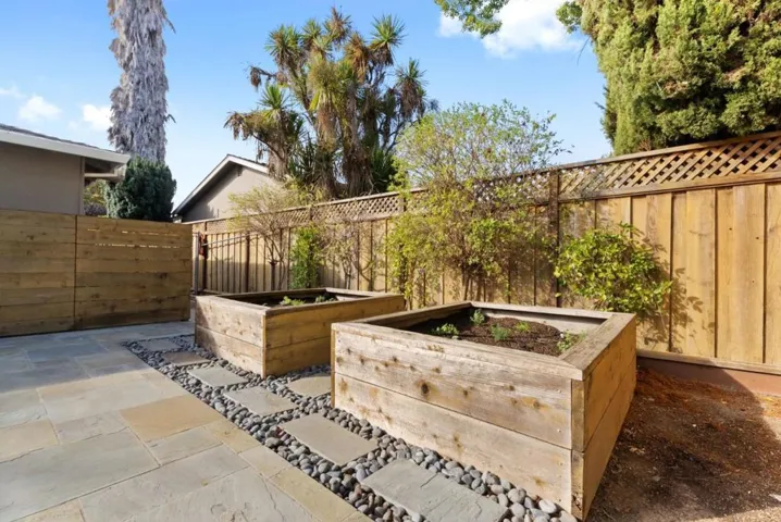 1081 Rockefeller Drive, Sunnyvale, California 94087