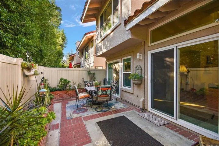 18136 Bird Court, Fountain Valley, California 92708
