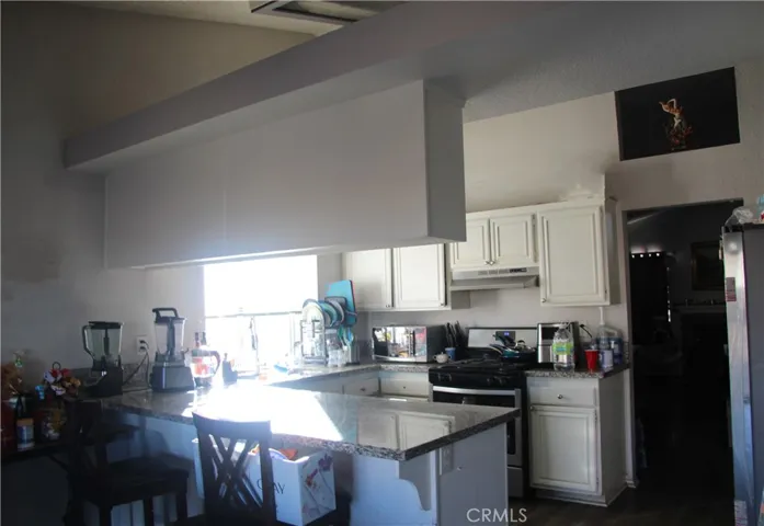 2457 E Avenue R6, Palmdale, California 93550