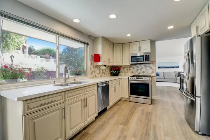 1934 David Drive, Escondido, California 92026
