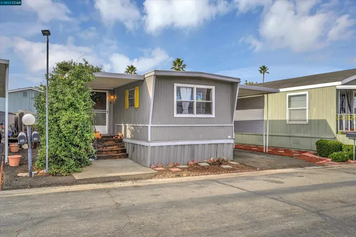 184 Algiers, Pacheco, California 94553-9999