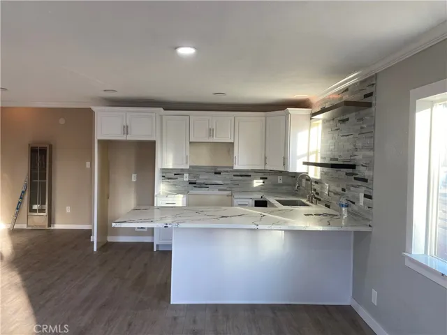 6824 Converse Avenue, Los Angeles, California 90001