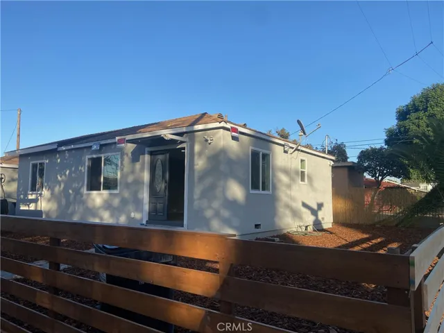 6824 Converse Avenue, Los Angeles, California 90001