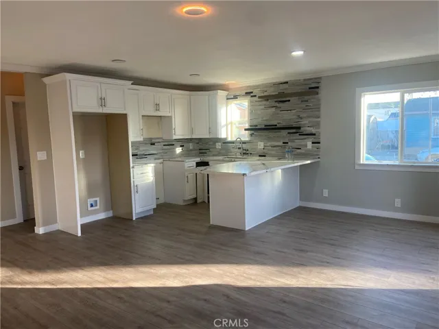 6824 Converse Avenue, Los Angeles, California 90001