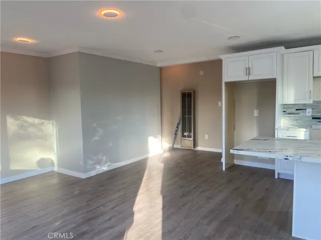 6824 Converse Avenue, Los Angeles, California 90001