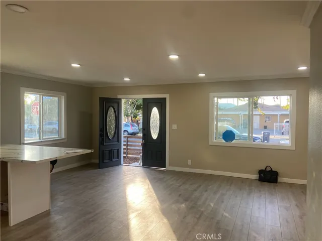 6824 Converse Avenue, Los Angeles, California 90001