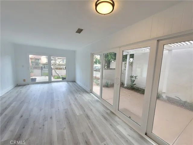 Den