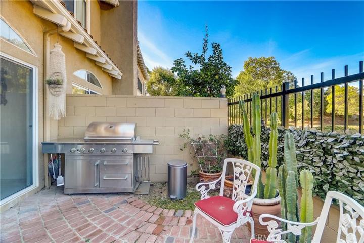11506 Countrycreek Court, Moorpark, California 93021