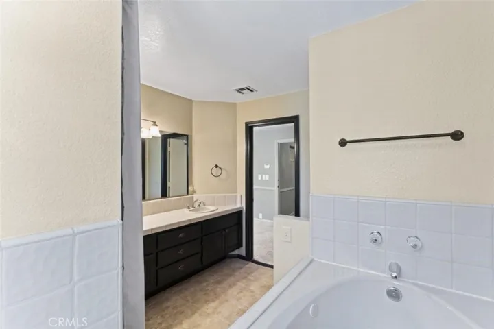 27474 White Fir Drive, Lake Arrowhead, California 92352