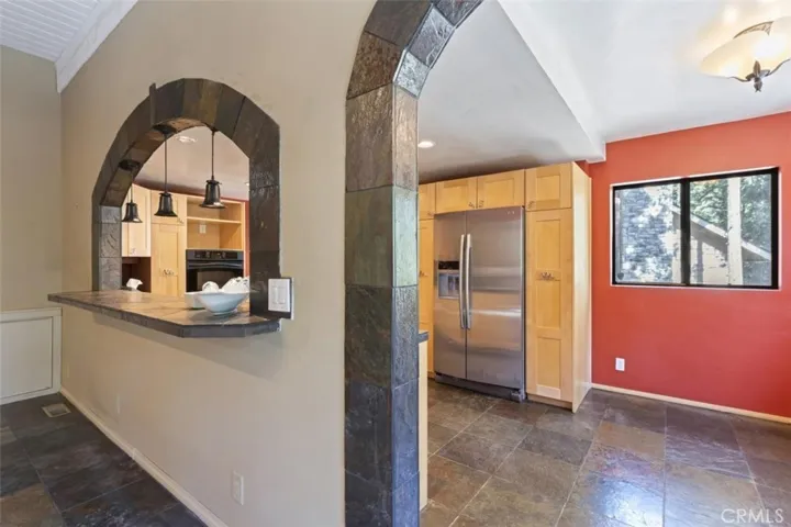 27474 White Fir Drive, Lake Arrowhead, California 92352
