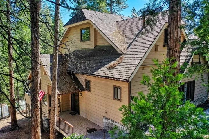 27474 White Fir Drive, Lake Arrowhead, California 92352
