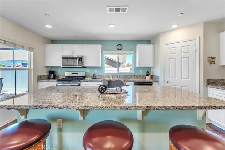 3803 Mulberry Street, San Jacinto, California 92582