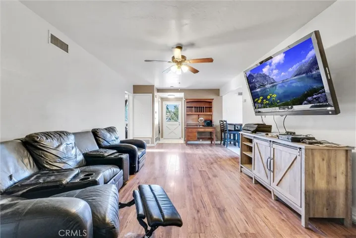 1851 Adrienne Drive, Corona, California 92882