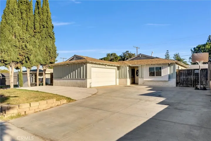 1851 Adrienne Drive, Corona, California 92882