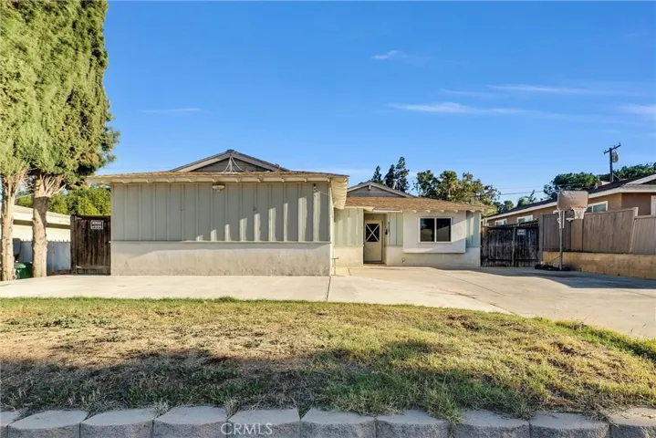 1851 Adrienne Drive, Corona, California 92882