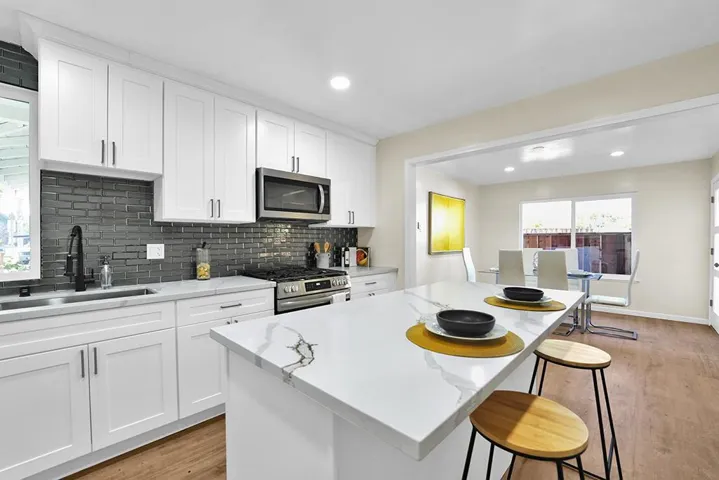 916 Leigh Avenue, San Jose, California 95128