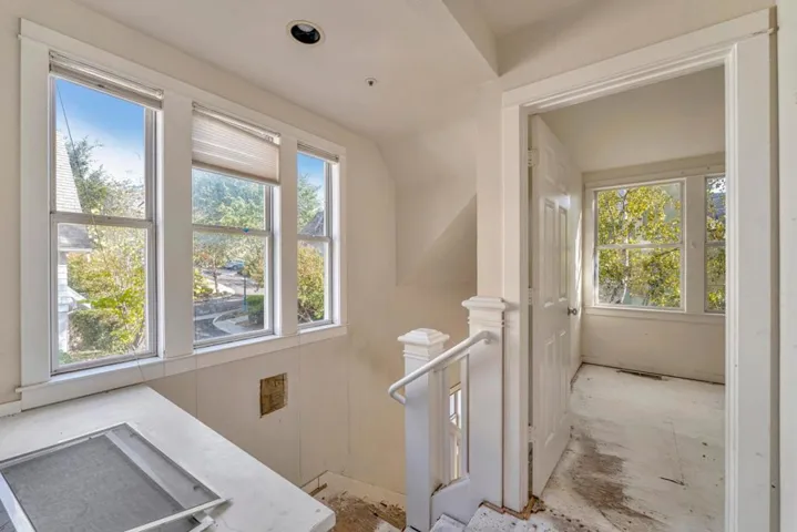 202 Roosevelt Terrace, Santa Cruz, California 95060