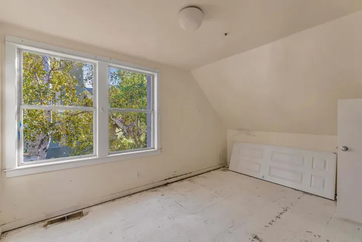 202 Roosevelt Terrace, Santa Cruz, California 95060