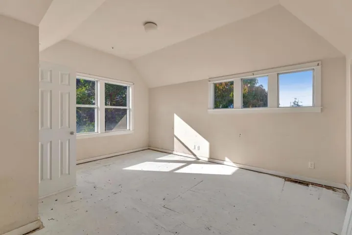 202 Roosevelt Terrace, Santa Cruz, California 95060