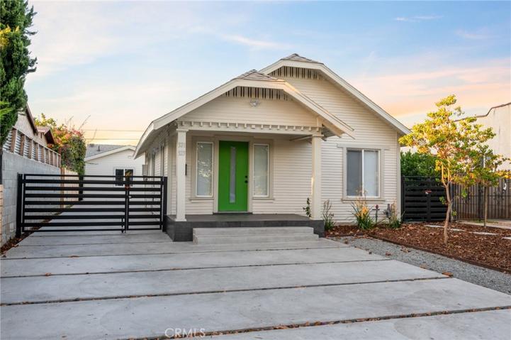323 E 74th Street, Los Angeles, California 90003
