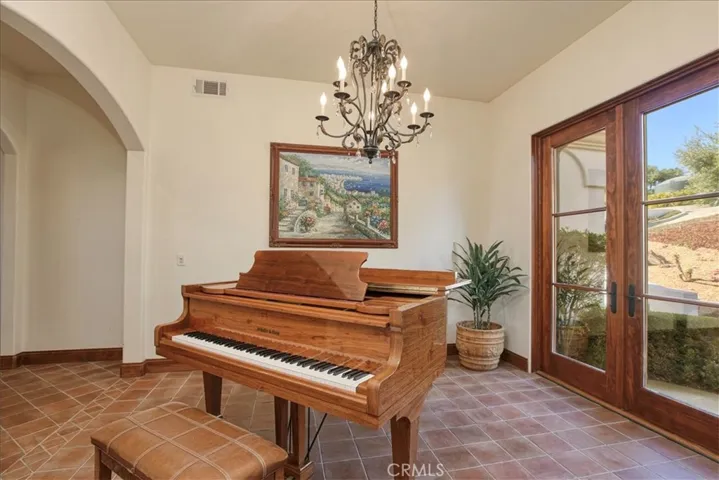 1230 Via Privado, Arroyo Grande, California 93420