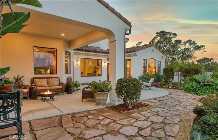 1230 Via Privado, Arroyo Grande, California 93420
