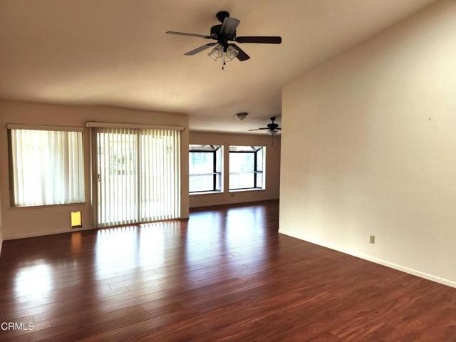 42075 Village 42 WeSellLeisureVillage (2