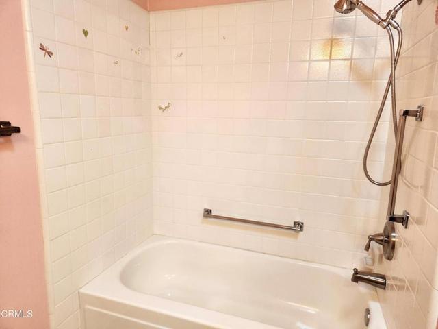 42075 Village 42 WeSellLeisureVillage (1