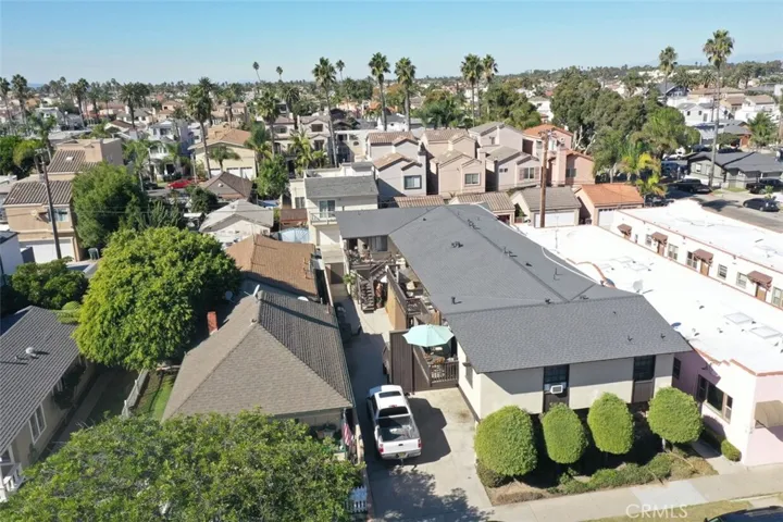 319 6th Street, Huntington Beach, California 92648