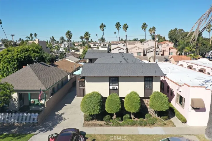 319 6th Street, Huntington Beach, California 92648