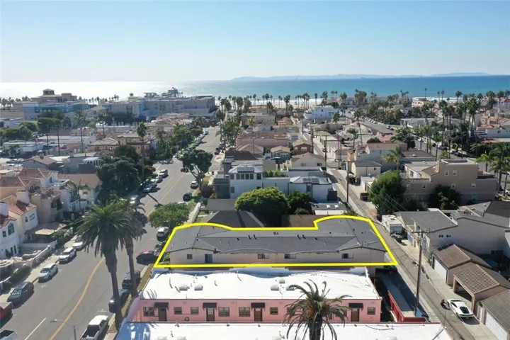 319 6th Street, Huntington Beach, California 92648