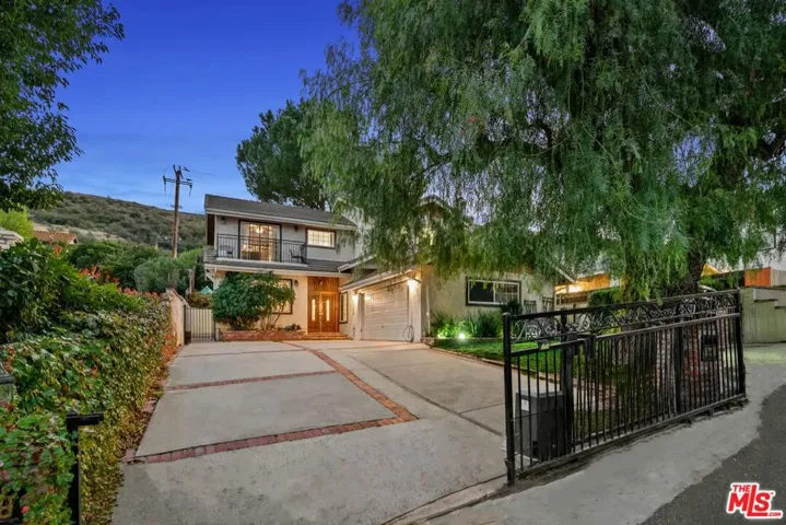 28348 Laura La Plante Drive, Agoura Hills, California 91301