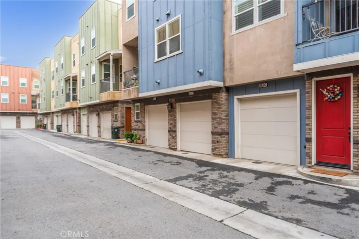 4956 Arrow Hwy G, Montclair, California 91763