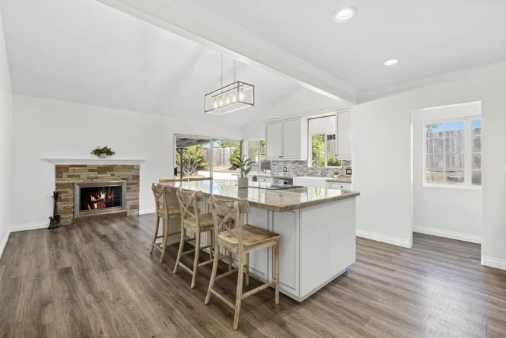 621 Palmbark St, Vista, California 92083