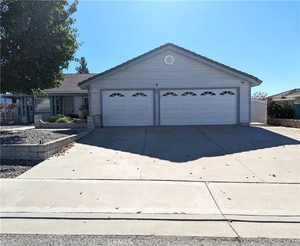 3560 Red Bluff Lane, Banning, California 92220