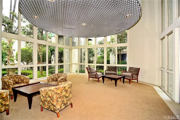 5305 White Oak Avenue C, Encino, California 91316