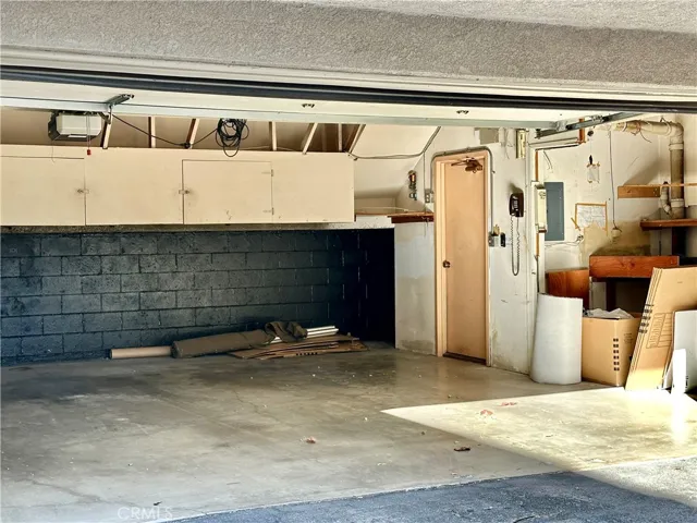 5305 White Oak Avenue C, Encino, California 91316