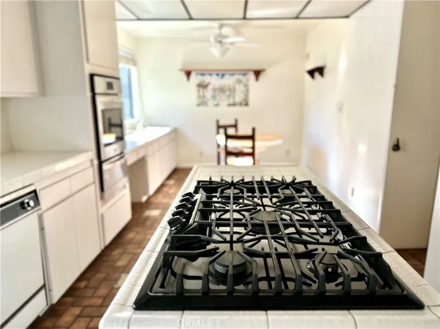 5305 White Oak Avenue C, Encino, California 91316