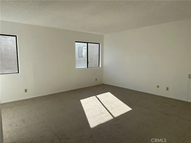 5305 White Oak Avenue C, Encino, California 91316