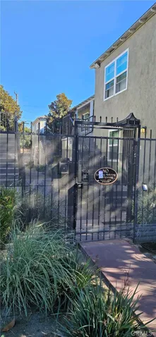 2076 Magnolia Avenue, Long Beach, California 90806