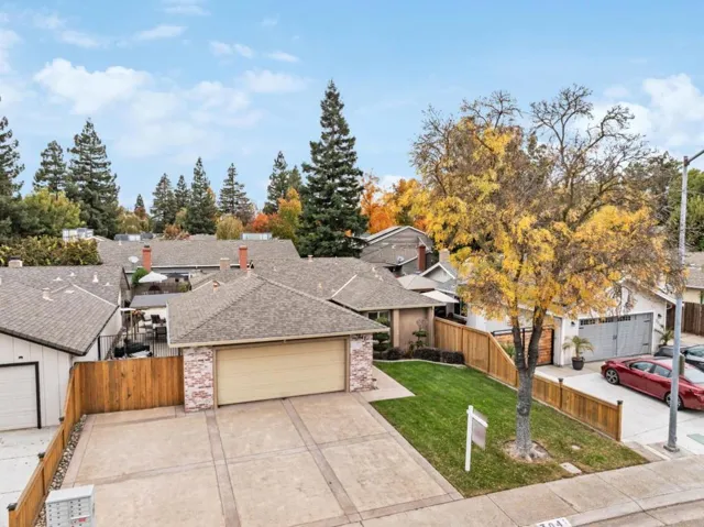 3041 Sea Gull Lane, Stockton, California 95219