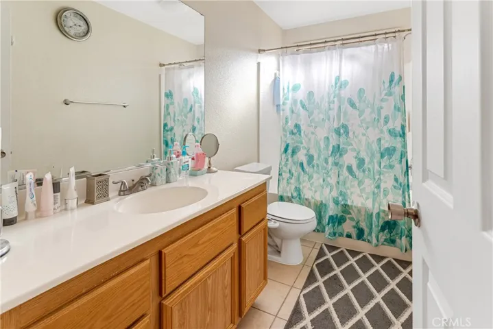 9400 Agave Drive, Hesperia, California 92344